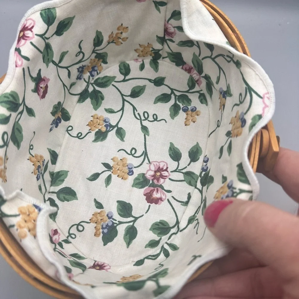 Longaberger 1999 Mothers Day vintage basket